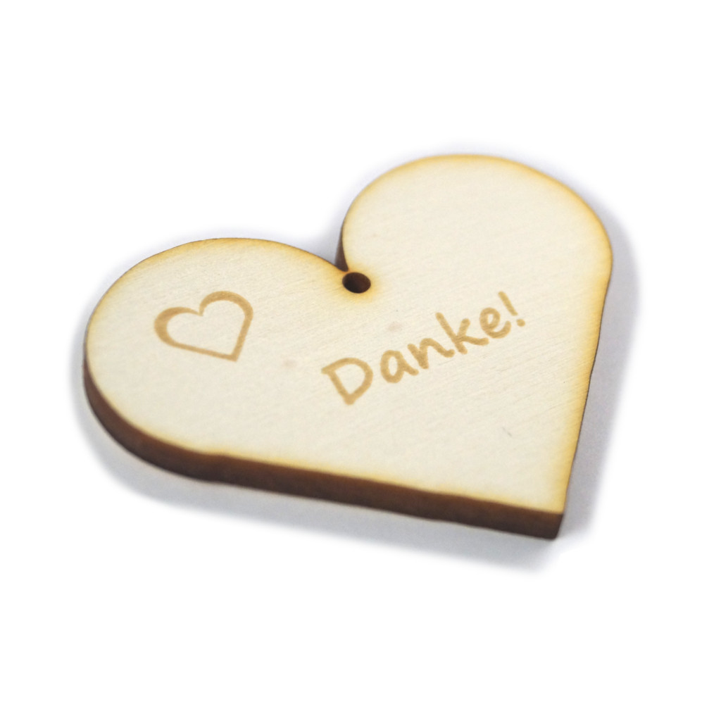 Geschenkanhänger Herz aus Holz mit Gravur "Danke"