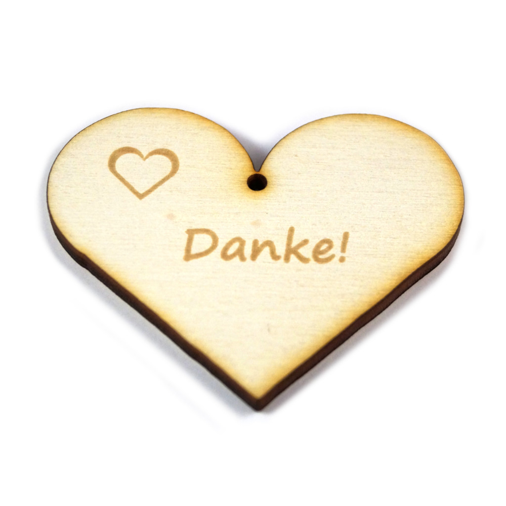 Geschenkanhänger Herz aus Holz mit Gravur "Danke"